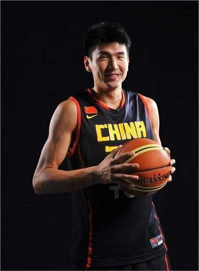 如何在封闭训练中培养篮球战术意识_0